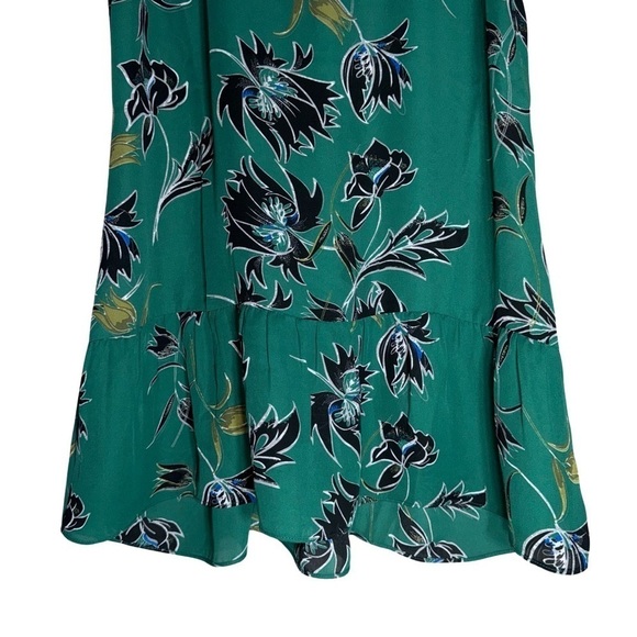 CAbi Sleeveless Zoe Falling Flowers Peplum Top Green Black - Size S - Picture 2 of 5